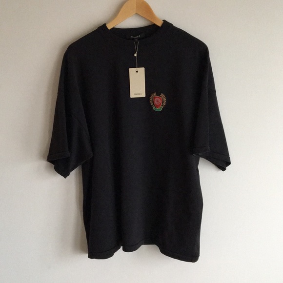 yeezy classic t shirt